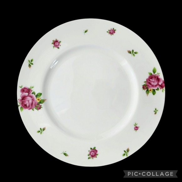 ROYAL ALBERT Dishes New Country Roses One 4 Piece Place Setting England - Picture 2 of 14